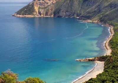 Les plus belles plages d&rsquo;Oran — guide complet de la corniche au littoral