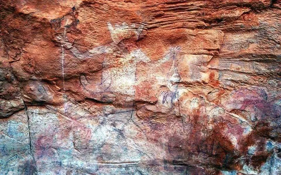 Tassili n'Ajjer – couloirs rocheux sur le chemin de Sefar, Djanet
