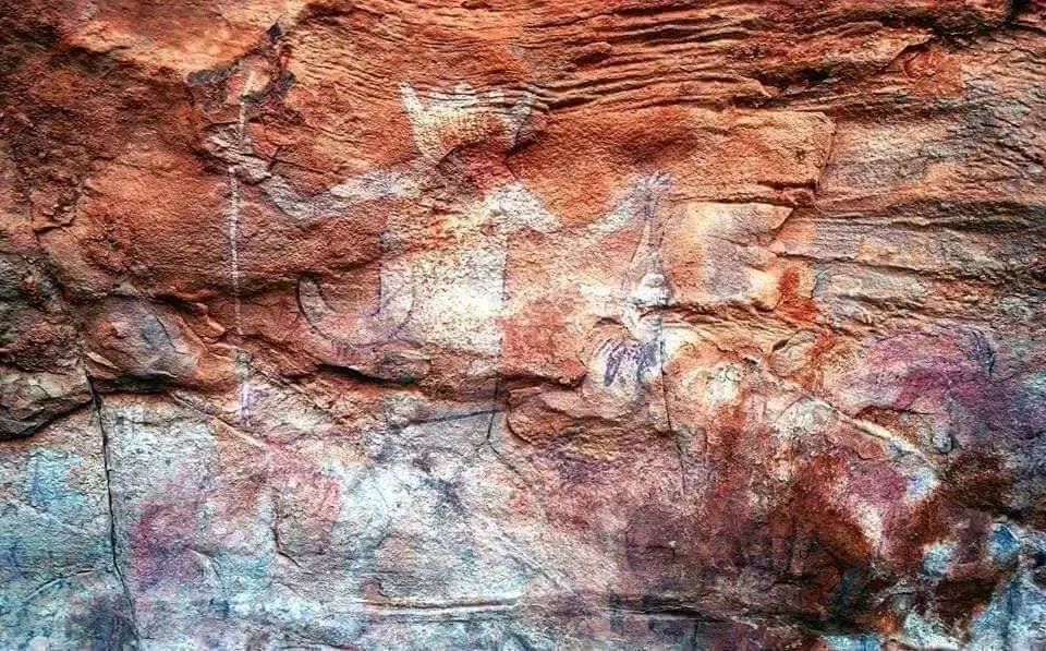 Tassili n'Ajjer – couloirs rocheux sur le chemin de Sefar, Djanet