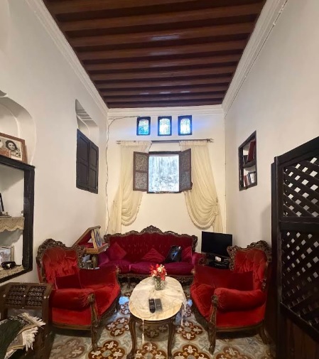 Dar El Mahroussa - salle intérieure et cuisine algéroise