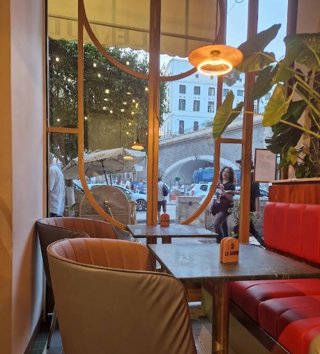 Le Audin - café centre-ville Alger rue Didouche Mourad