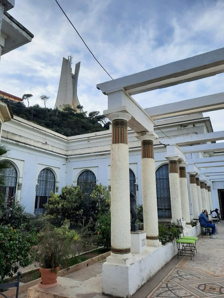 Musée national des Beaux-Arts d'Alger - façade