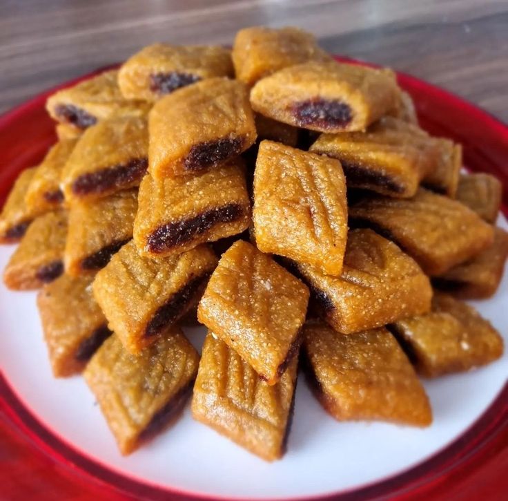 Pâtisseries andalouses de Tlemcen - makrout, baqlawa et samssa