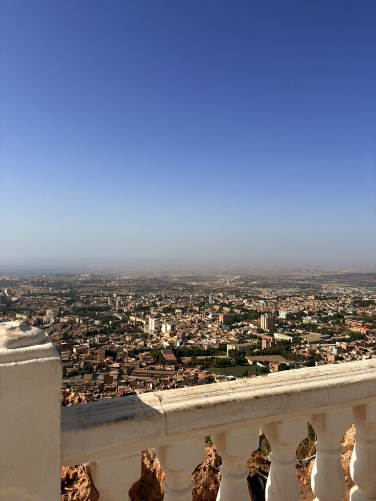 Le plateau de Lala Setti - panorama sur Tlemcen à 800 mètres d'altitude