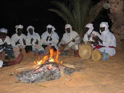Traditional welcome in Timimoun - an offering of milk and dates