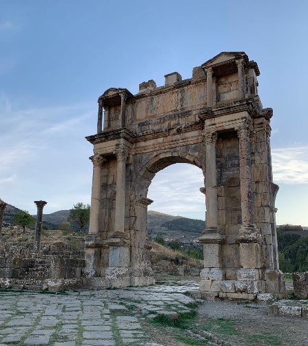 Arco di trionfo di Caracalla, ingresso del Foro dei Severi