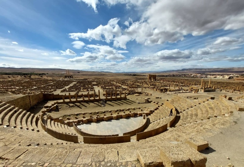 Gradoni del teatro antico di Timgad, wilaya di Batna