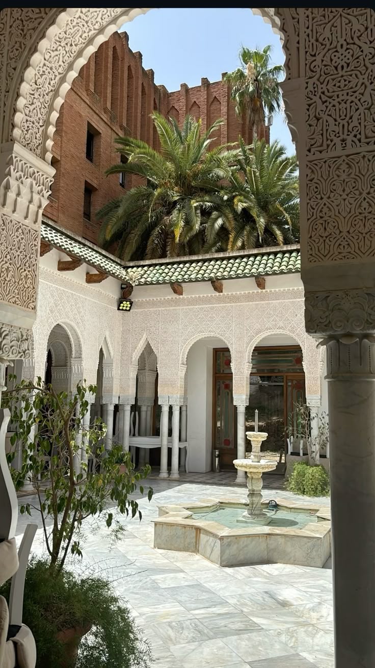 Voyageuse seule en Algérie - précautions et accueil local